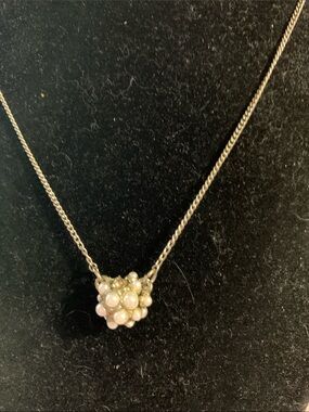 Elegant Pearl Cluster Pendant Necklace - White Pearls